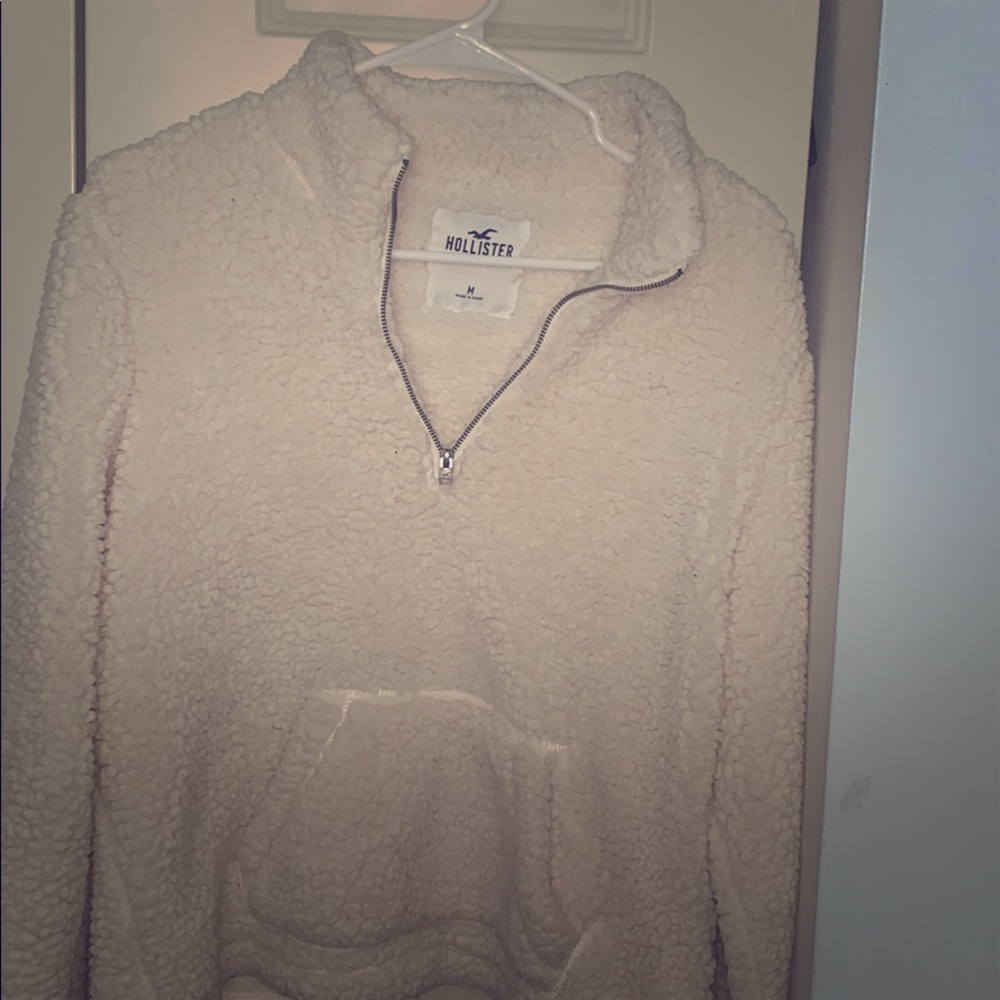 Hollister Sherpa